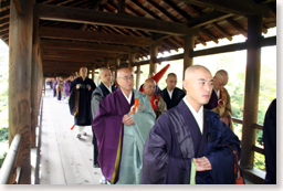 �������J�R���F�ʓV����n���ĊJ�R����